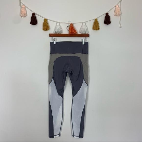 Athleta Up For Anything 7/8 Tight Colorblock Leggings Size Small - Picture 14 of 15